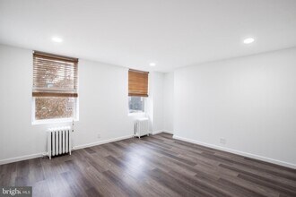 533 E Girard Ave in Philadelphia, PA - Building Photo - Building Photo