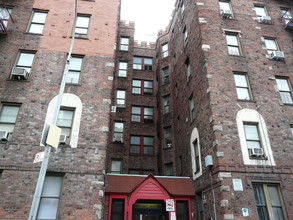 691 Gerard Ave in Bronx, NY - Foto de edificio - Building Photo