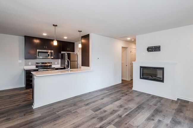 Walden Village Apartments in Beavercreek, OH - Foto de edificio - Building Photo