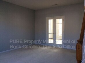 7713 Noland Woods Dr in Charlotte, NC - Building Photo - Building Photo