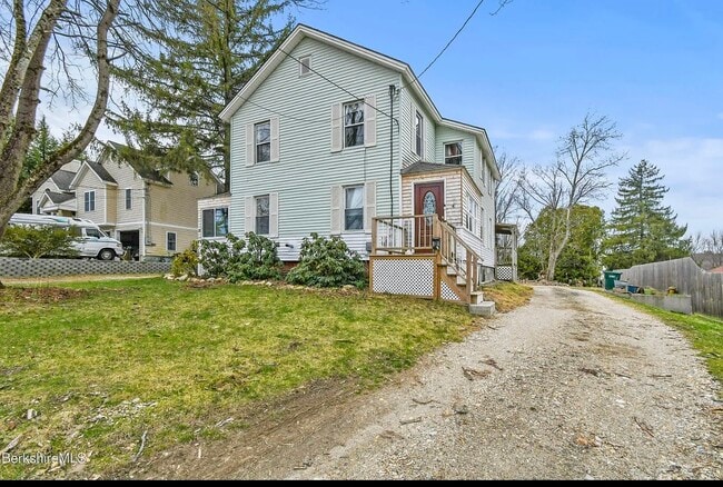 41 Lake St, Unit 41 Lake St.