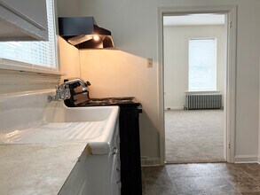 19 W Main St, Unit A in Mount Joy, PA - Building Photo - Building Photo