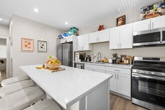 5124 Leo St in San Diego, CA - Building Photo - Building Photo