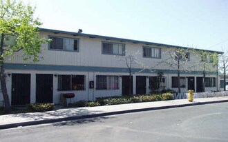 4485 QUINCE St in San Diego, CA - Building Photo