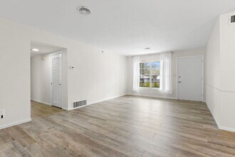 809 S Duncan Ave in Clearwater, FL - Foto de edificio - Building Photo