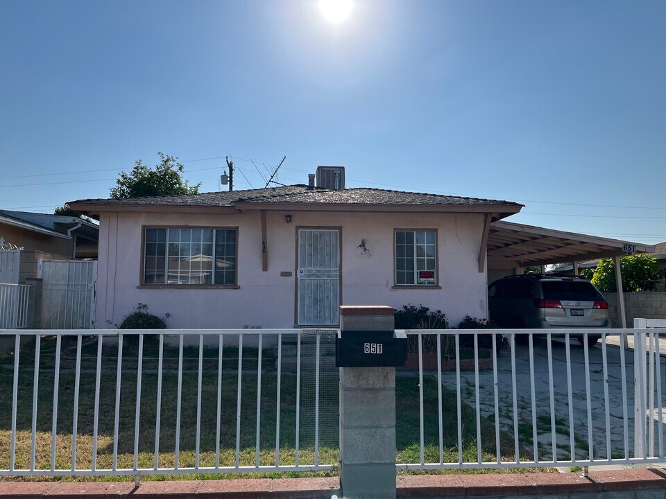 649 Gilwood Ave in La Puente, CA - Building Photo