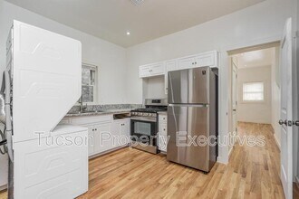 71 W Simpson St in Tucson, AZ - Building Photo - Building Photo