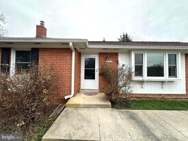 4037 Olney Laytonsville Rd in Olney, MD - Building Photo