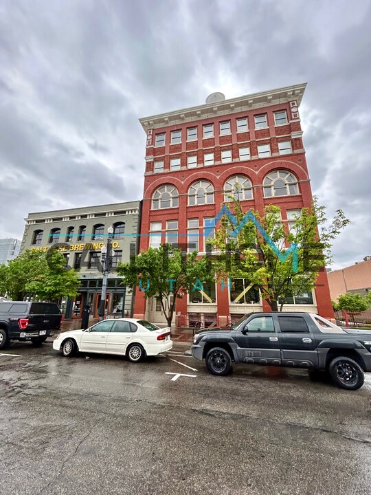 159 W Broadway, Unit 402 in Salt Lake City, UT - Foto de edificio