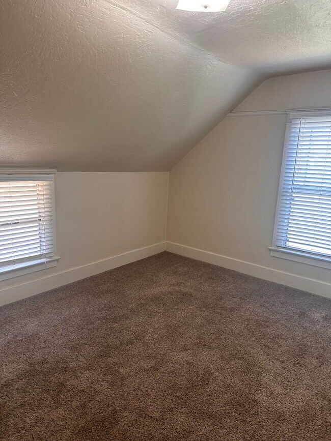 4124 E Zeering Rd in Denair, CA - Building Photo - Building Photo