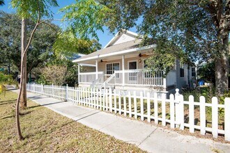 406 Beltrees St in Dunedin, FL - Building Photo - Building Photo