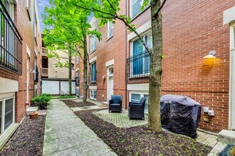 1449 W Lexington St in Chicago, IL - Building Photo - Building Photo