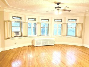 1527 W Pratt Blvd in Chicago, IL - Building Photo - Building Photo