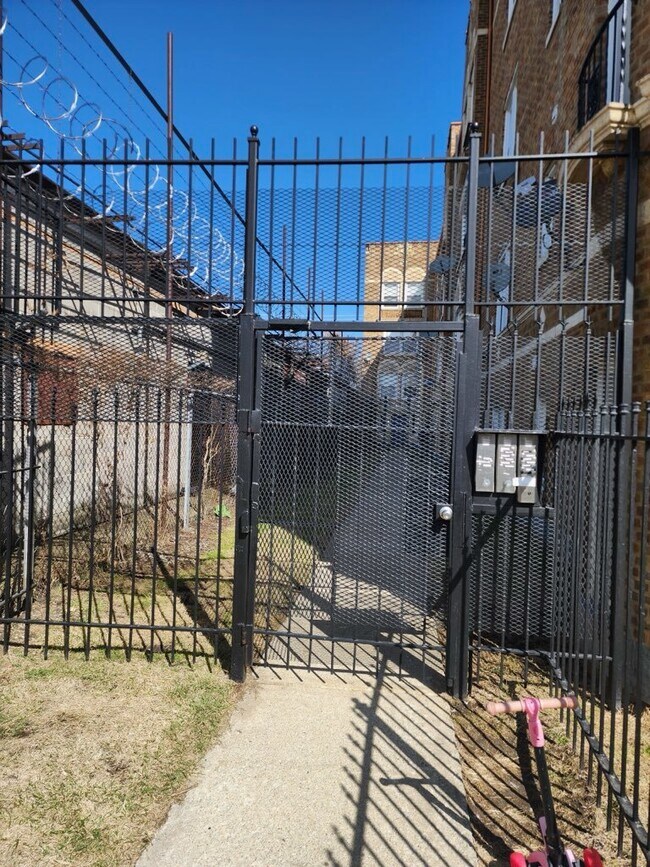 3146 W Franklin Blvd in Chicago, IL - Building Photo - Building Photo