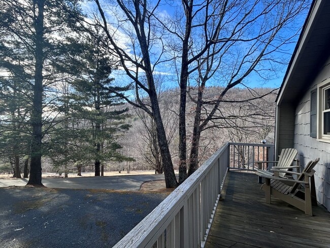 171 Baird Dr in Boone, NC - Building Photo - Building Photo