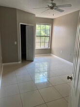 6177 Metrowest Blvd, Unit 207 in Orlando, FL - Building Photo - Building Photo