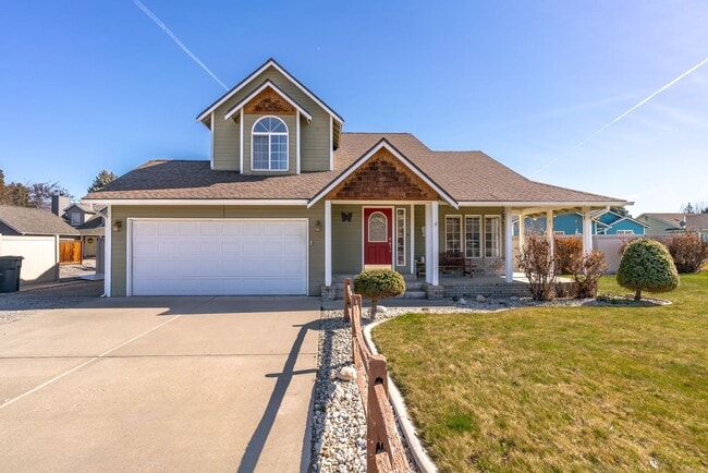 property at 1915 Northfield Pl