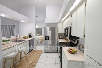 10348 Belltower St in Spring Hill, FL - Building Photo - Building Photo