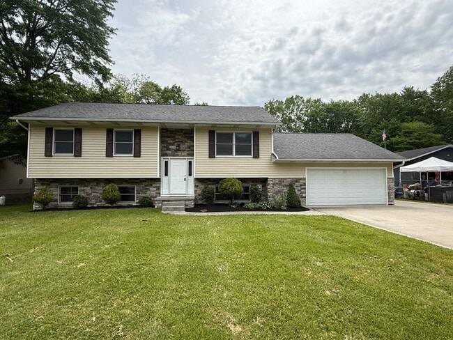 property at 1431 Maryguard Dr