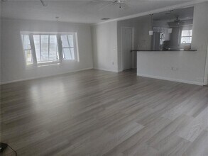 332 2nd St W in St. Petersburg, FL - Building Photo - Building Photo