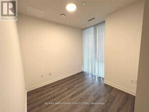 138 Downes St in Toronto, ON - Building Photo - Building Photo