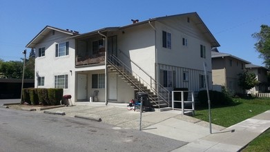 1375 San Tomas Aquino Pky in San Jose, CA - Building Photo - Building Photo