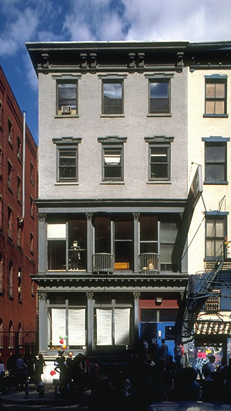 2 Bond St in New York, NY - Building Photo - Building Photo