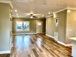 3340 44th St in Sacramento, CA - Building Photo - Building Photo