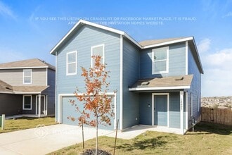 14403 Muggle Ml in San Antonio, TX - Foto de edificio - Building Photo