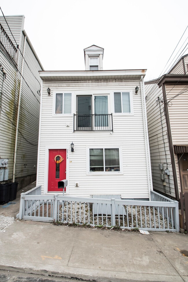 property at 2514 Josephine St
