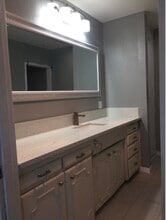22850 15th St in Santa Clarita, CA - Building Photo - Building Photo