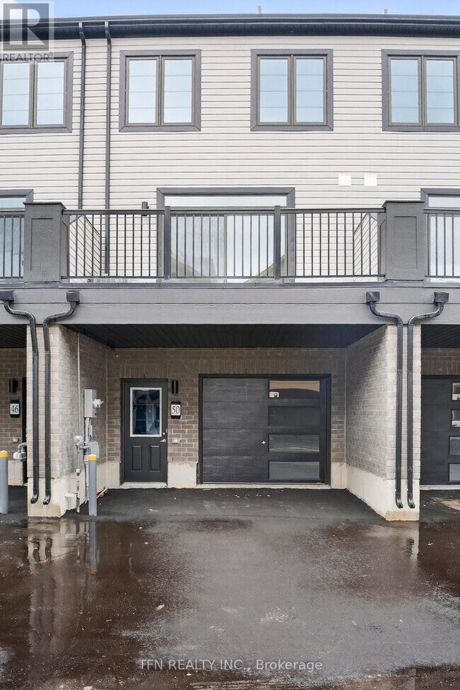 50 Melody Ln in Welland, ON - Building Photo - Building Photo