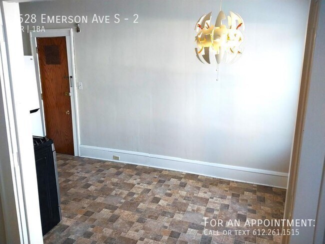 3528 Emerson Ave S in Minneapolis, MN - Building Photo - Building Photo
