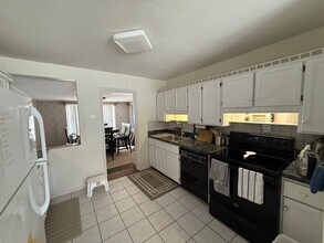 23 Hibiscus Dr in Ormond Beach, FL - Foto de edificio - Building Photo