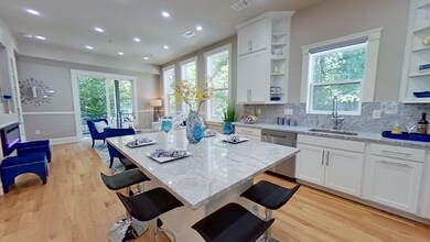 51 Hamilton St, Unit 1 in Boston, MA - Building Photo - Building Photo