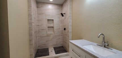 213 S Smith Ave in El Dorado, AR - Building Photo - Building Photo