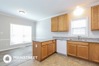 5330 Mercedes Dr in Cumming, GA - Building Photo - Building Photo