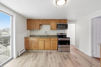 26 Tower St in Webster, MA - Building Photo - Building Photo