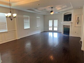 13230 Victory Way in Dayton, TX - Building Photo - Building Photo