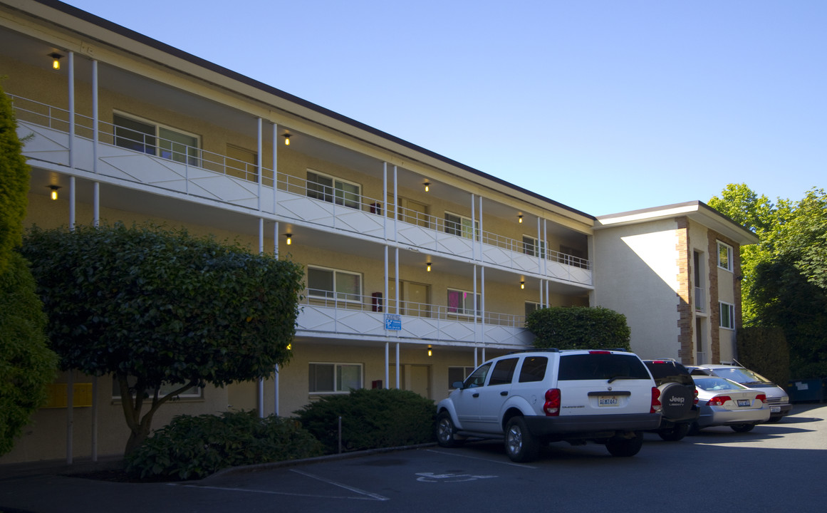 Anne Vista Apartments in Seattle, WA - Building Photo