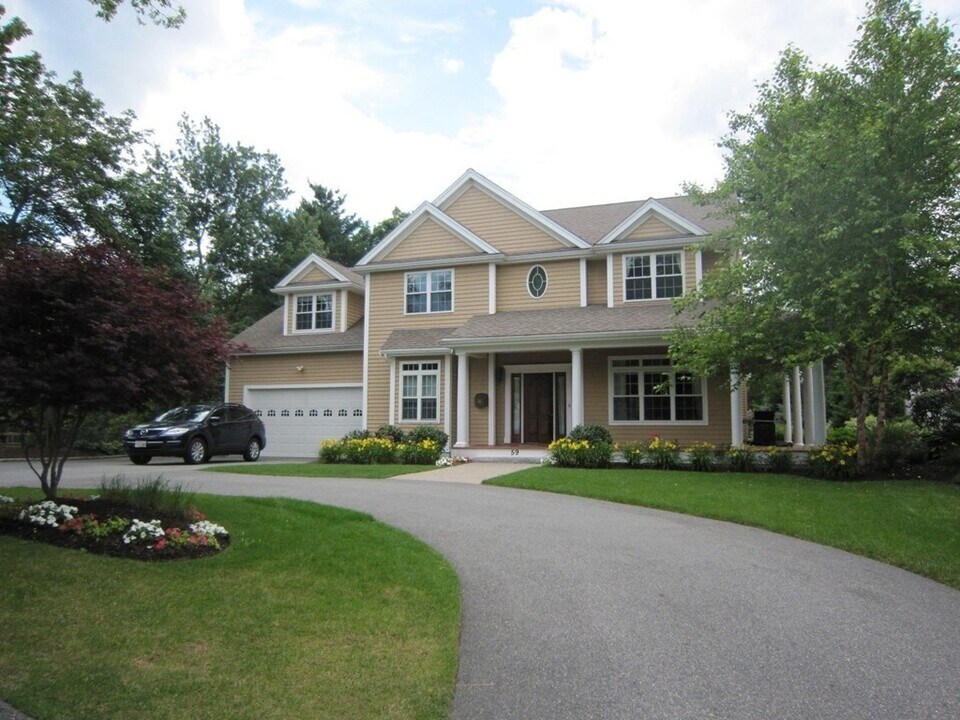 59 Gilman Rd in Waltham, MA - Building Photo