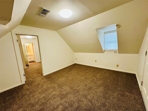 402 S Bryan-Belt Line Rd in Mesquite, TX - Foto de edificio - Building Photo