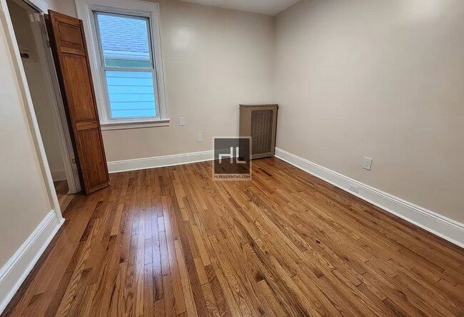 70-02 Woodhaven Blvd, Unit 2 in Queens, NY - Building Photo - Building Photo