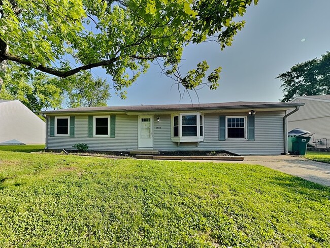 property at 1502 Elizabeth Dr
