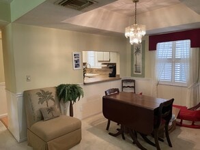 12568 Shoreline Dr in Wellington, FL - Foto de edificio - Building Photo