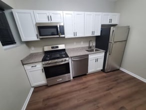 2410 Federal St in Baltimore, MD - Foto de edificio - Building Photo