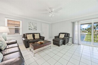 1155 Sandpiper St in Naples, FL - Building Photo - Building Photo