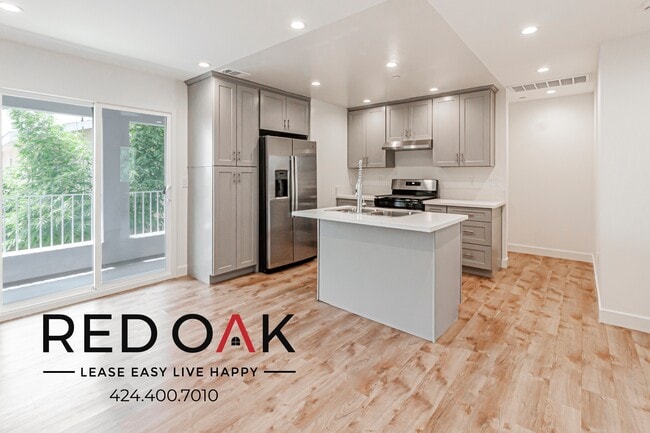 property at 825 Date St