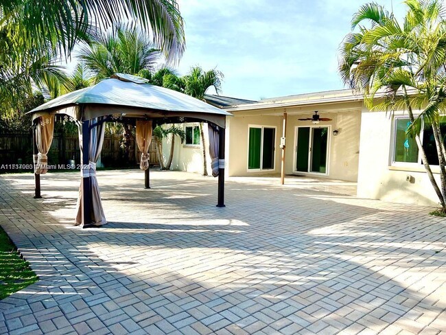 22744 SW 54th Way in Boca Raton, FL - Building Photo - Building Photo