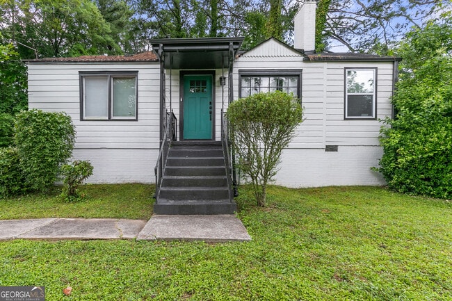 property at 1472 North Avenue NW
